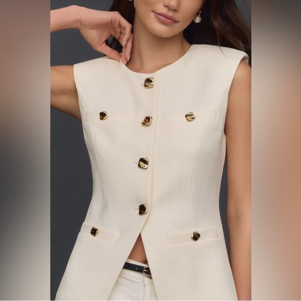 GOLD POINTED LONG VEST - Picture 2 of 11
